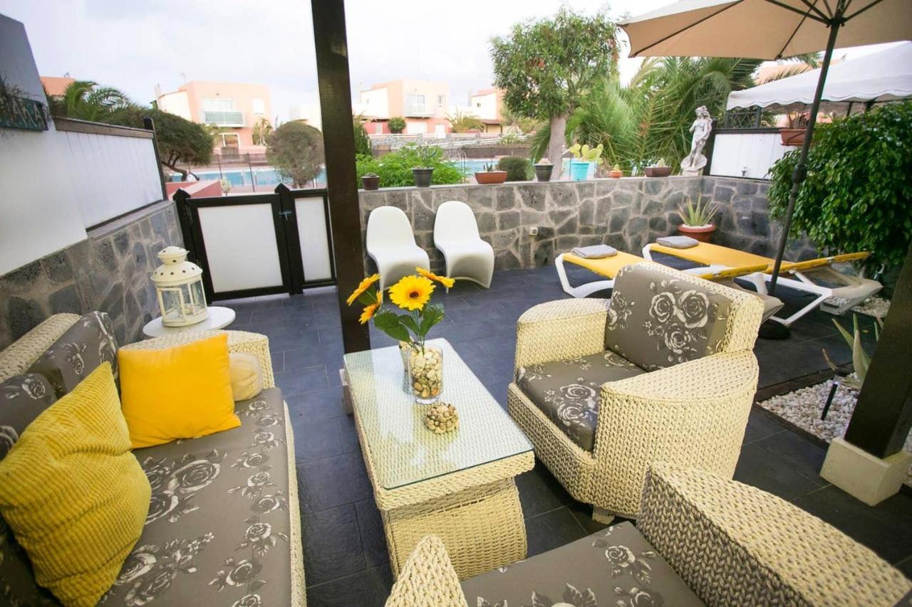 Elegant Villa In Corralejo Exteriör bild